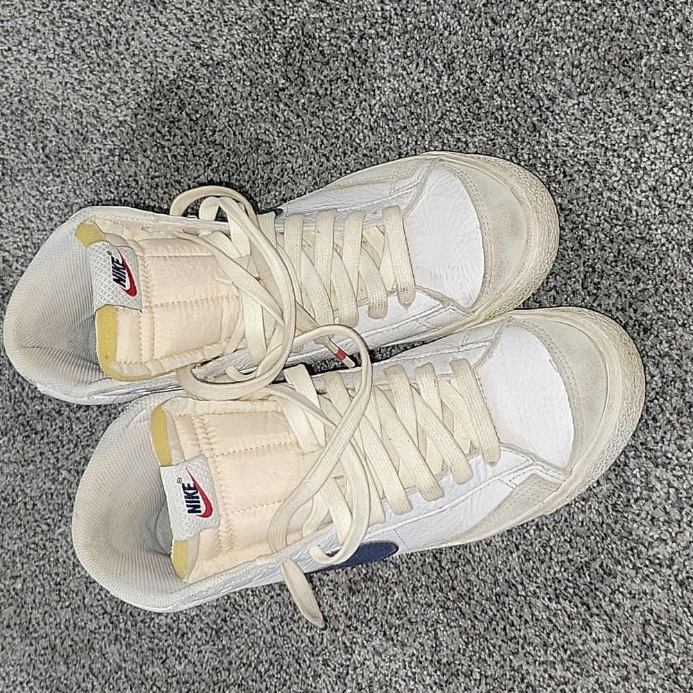 Nike Blazer Mid